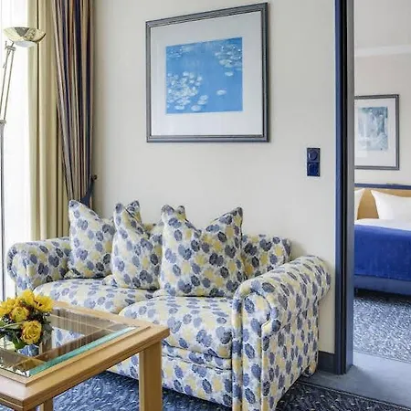 Quality Hotel 4*